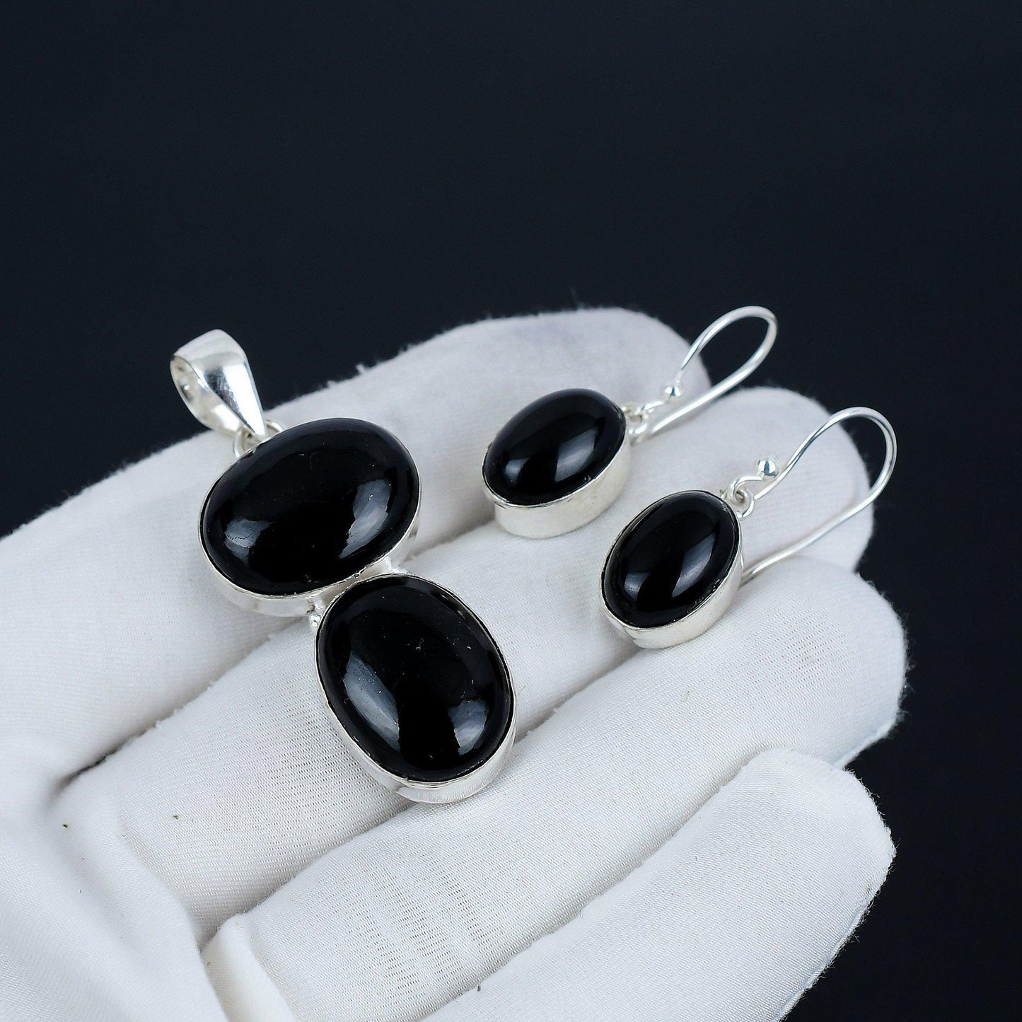 Black Onyx Gemstone Pendant & Earrings Set