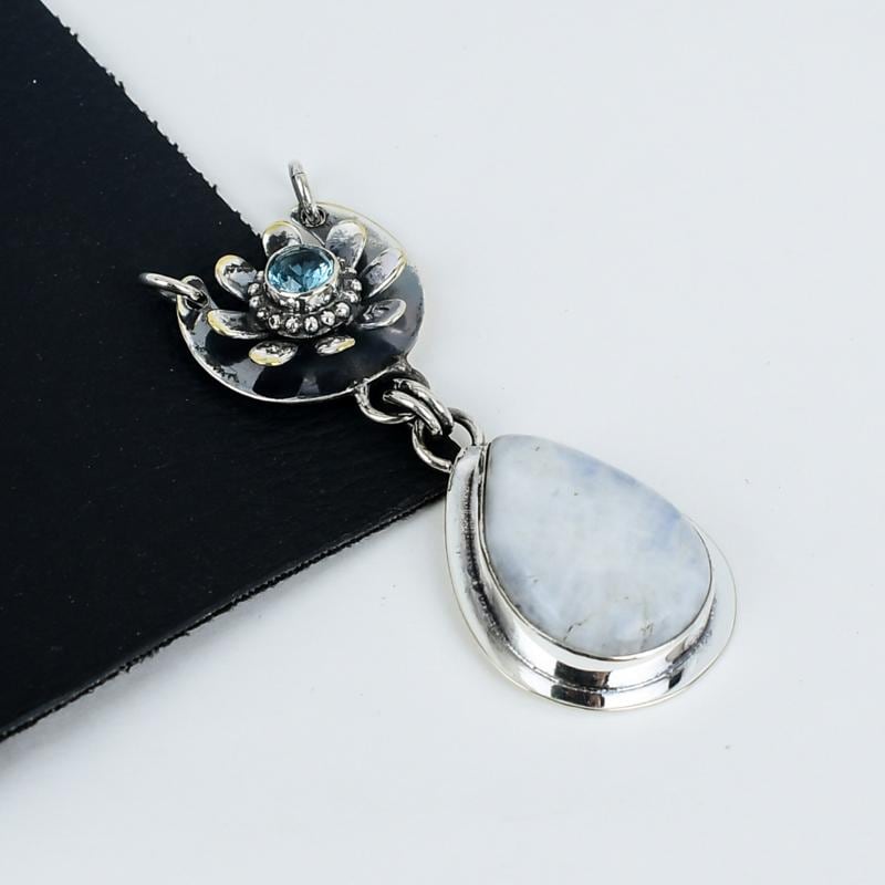 Rainbow Moonstone Gemstone Pendant