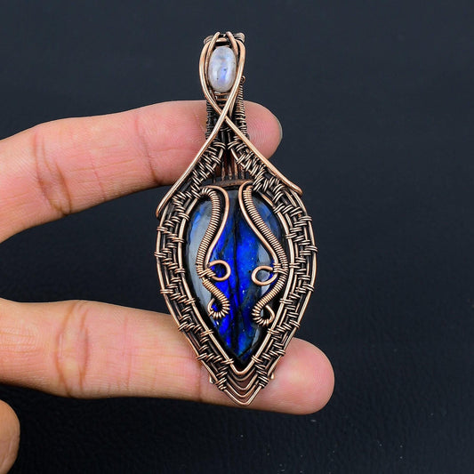 Blue Labradorite Gemstone Pendant