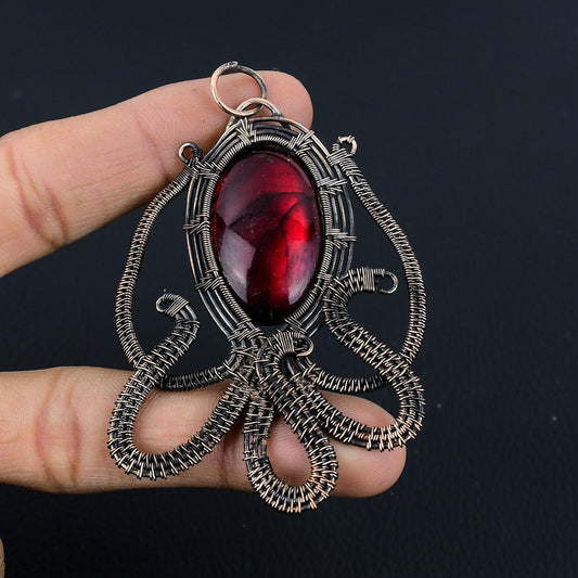 Red Flash Labradorite Gemstone Pendant