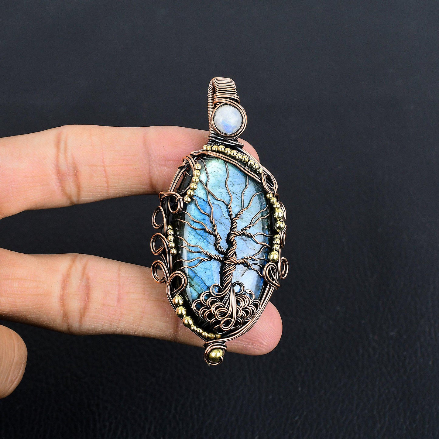 Blue Labradorite Gemstone Pendant