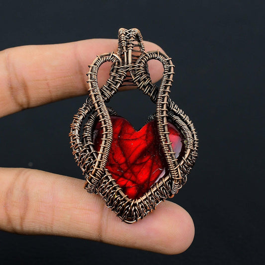 Red Flash Labradorite Gemstone Pendant