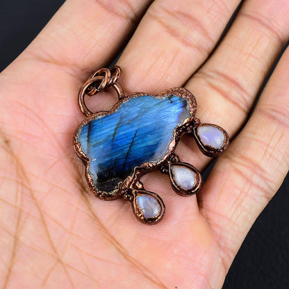 Blue Flash Labradorite Gemstone Pendant