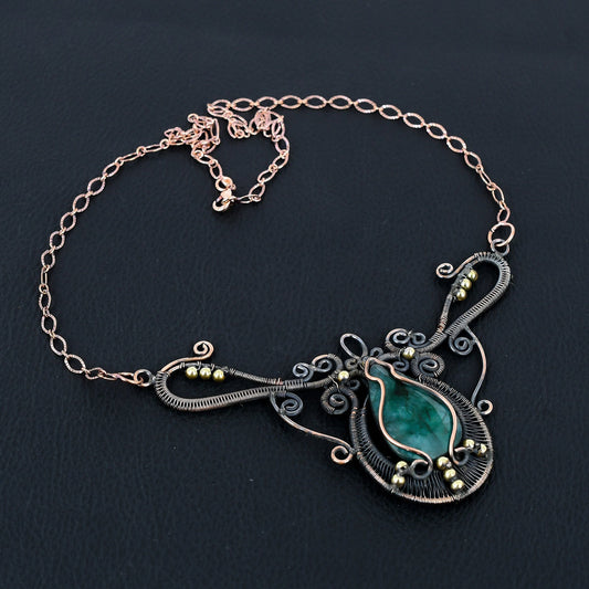 Green Emerald Gemstone Necklace
