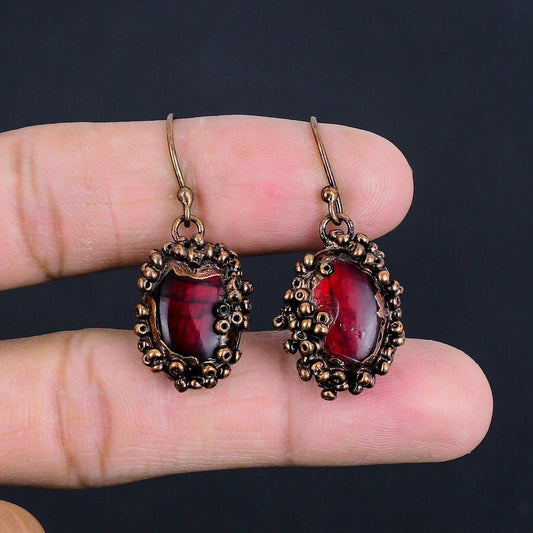 Red Flash Labradorite Gemstone Earrings