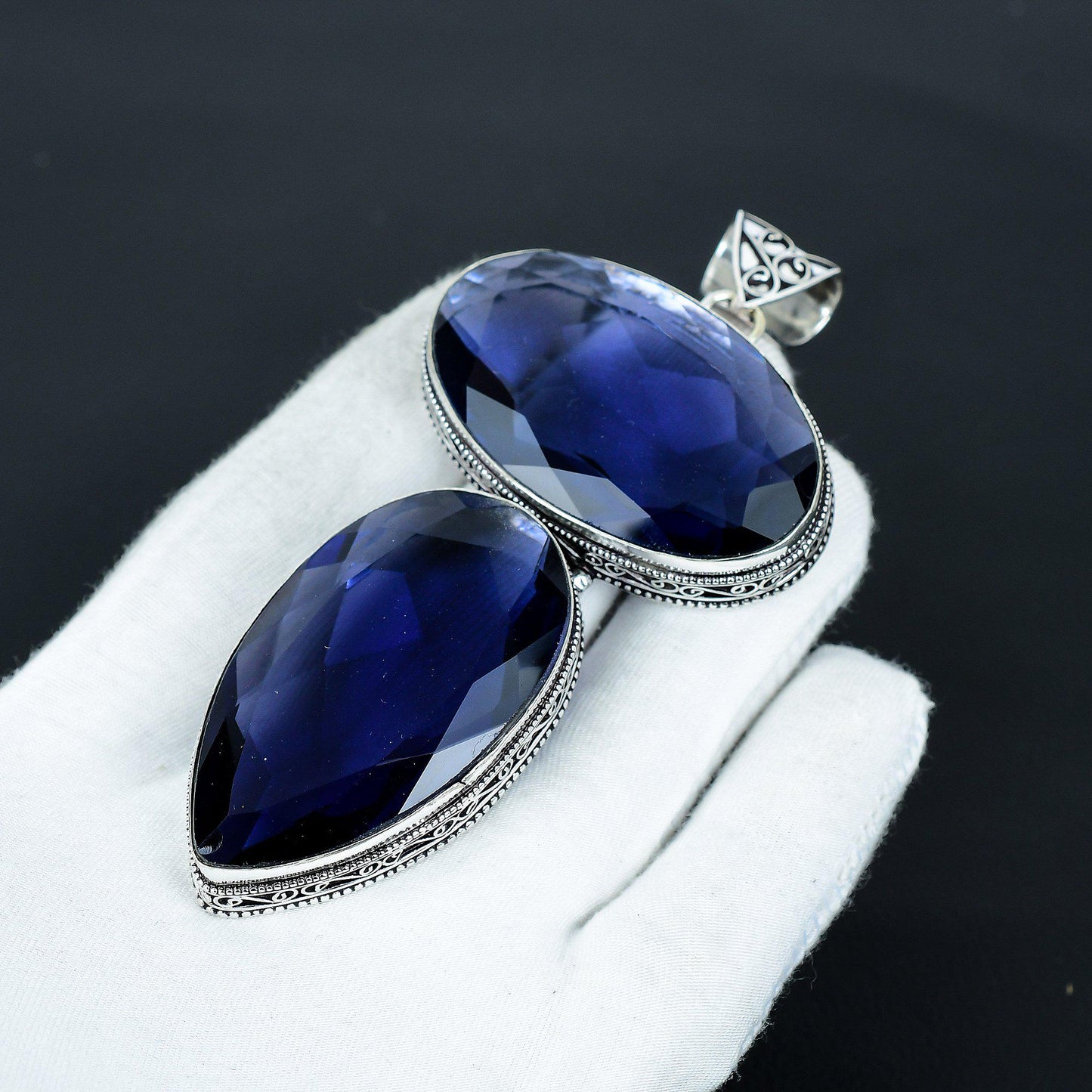 Blue Sapphire Gemstone Pendant