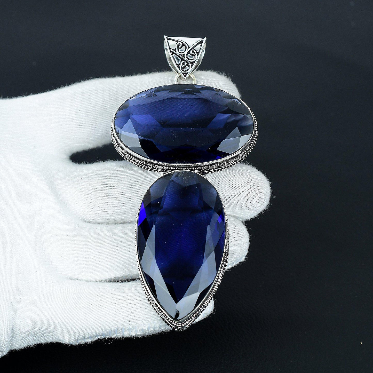 Blue Sapphire Gemstone Pendant