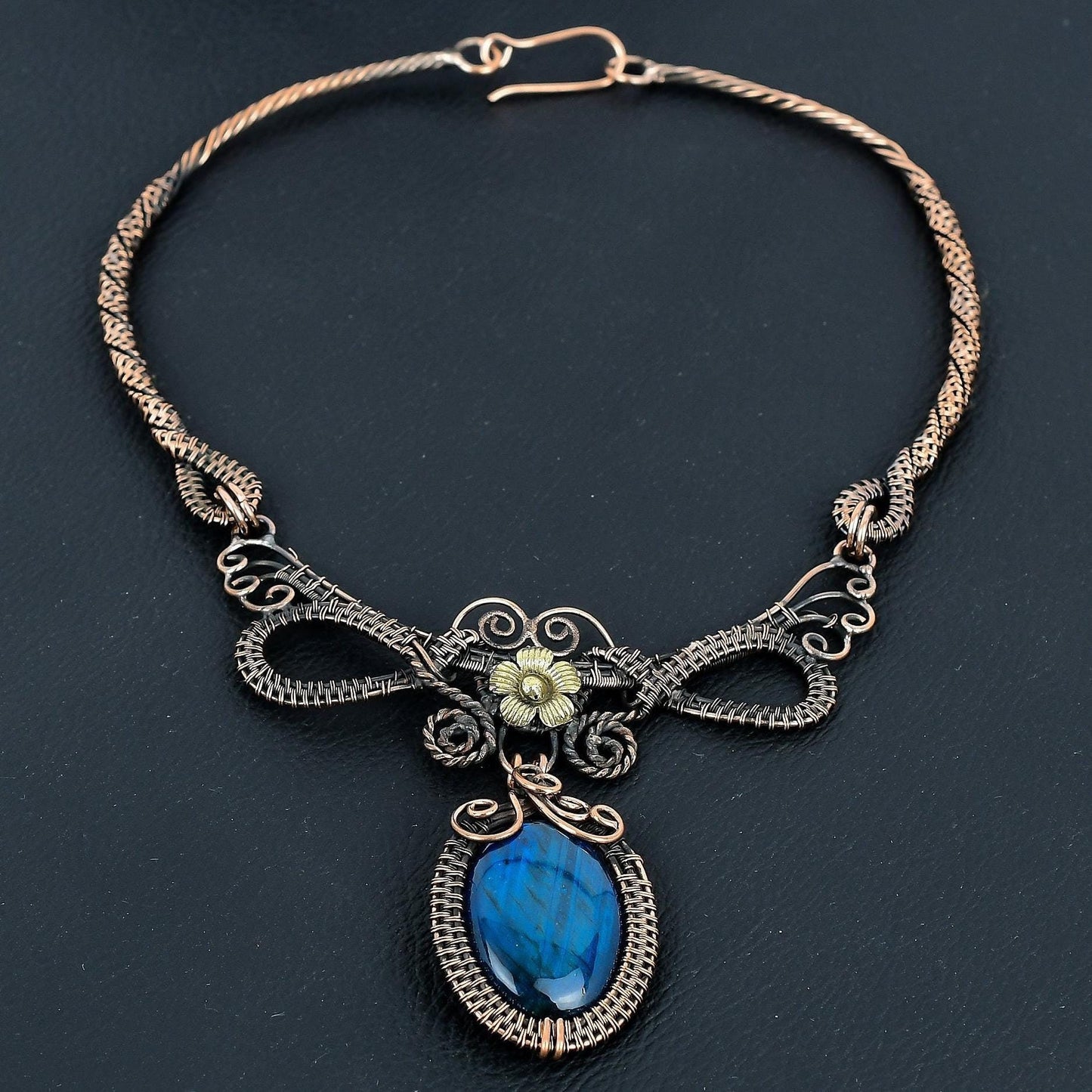 Blue Flash Labradorite Gemstone Necklace