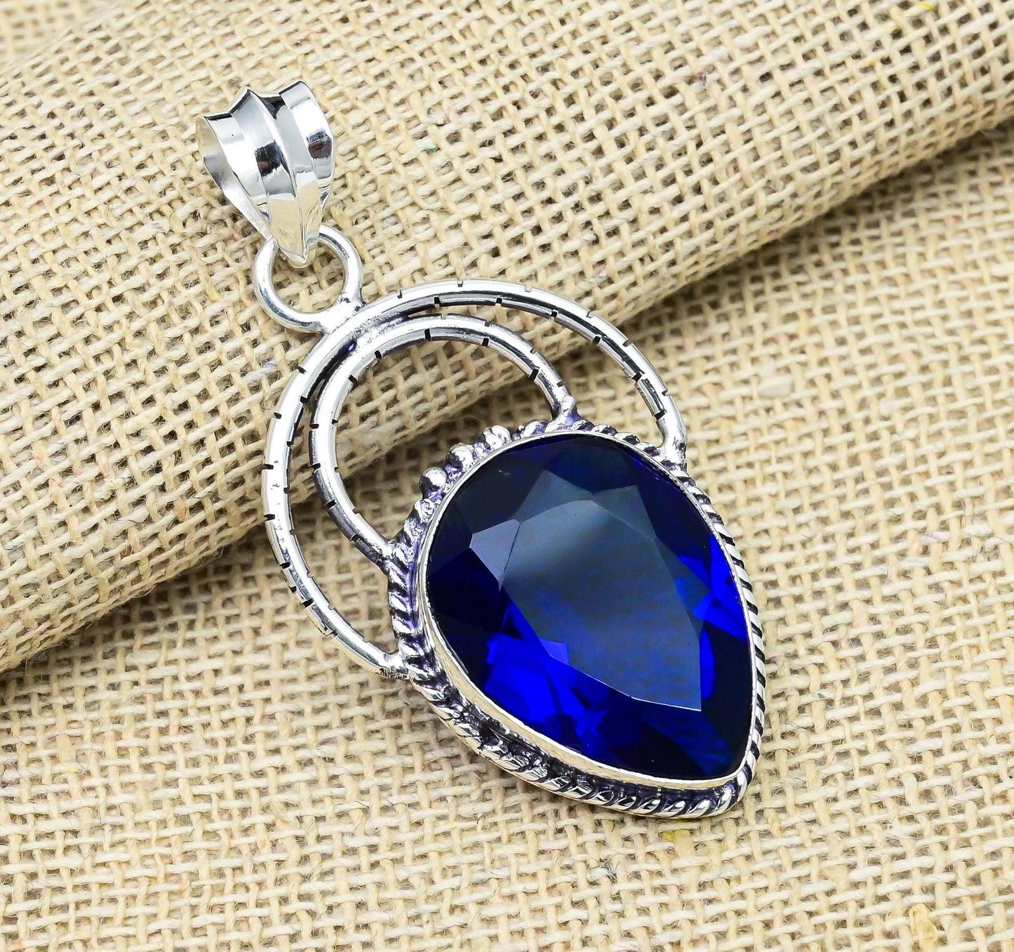 Blue Sapphire Gemstone Pendant