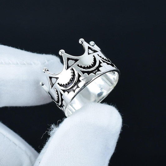 Silver Vintage Crown Gemstone Ring