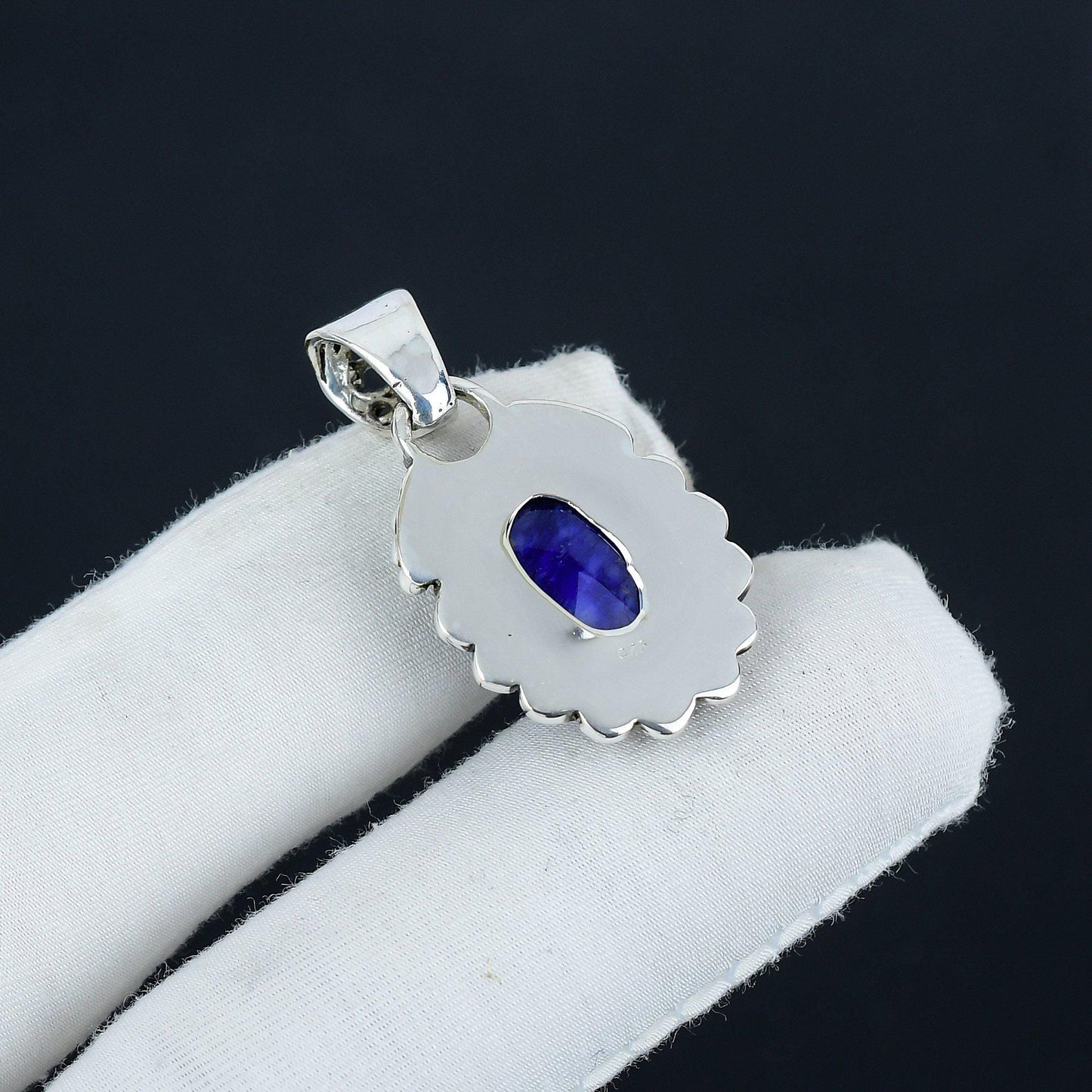 Blue Sapphire Gemstone Pendant
