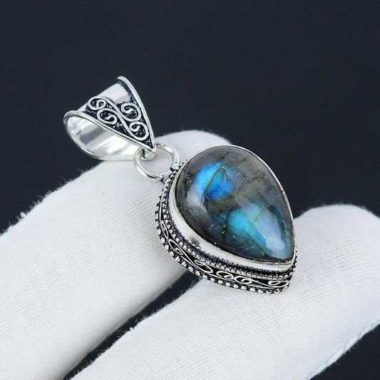 Blue Flash Labradorite Gemstone Pendant
