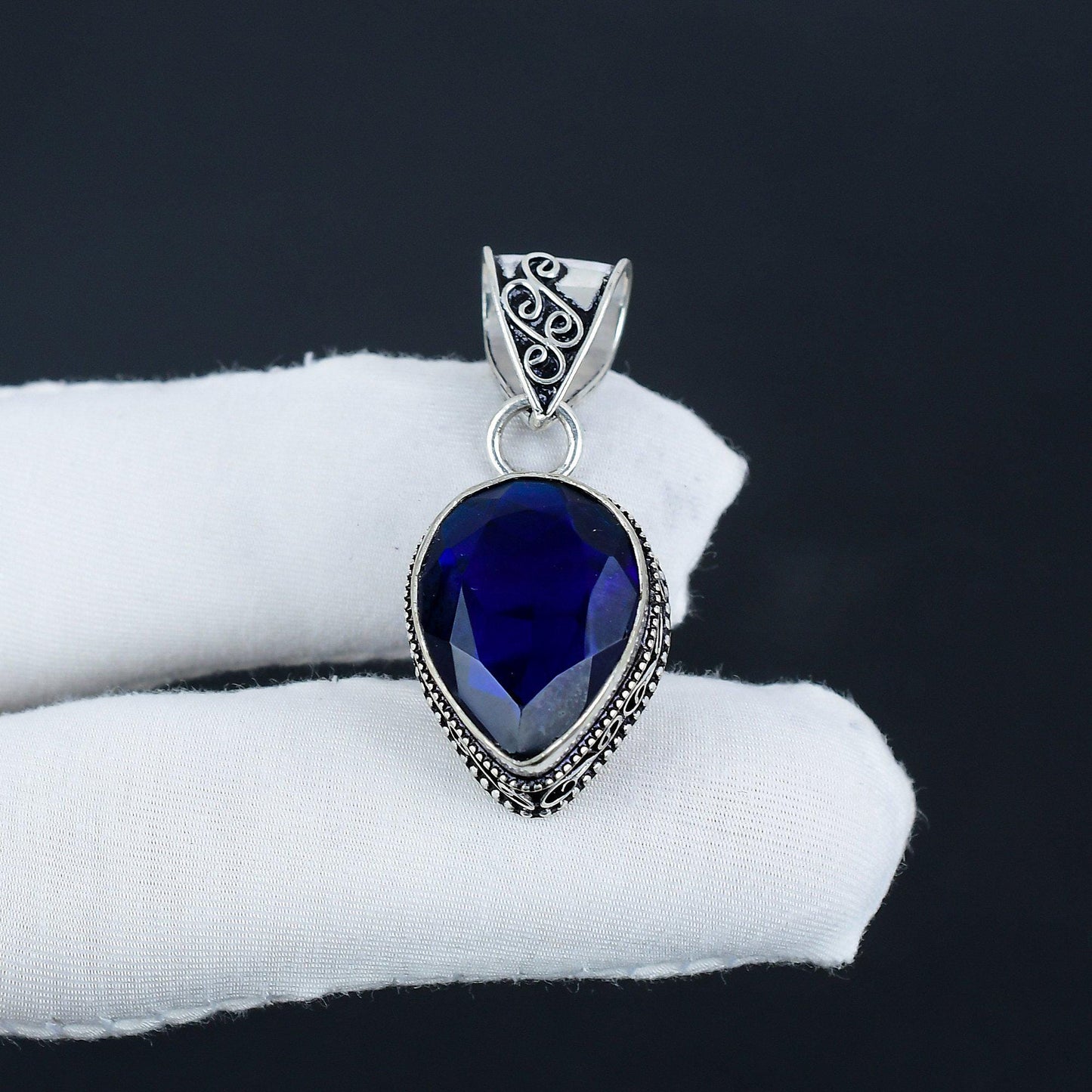 Blue Sapphire Gemstone Pendant