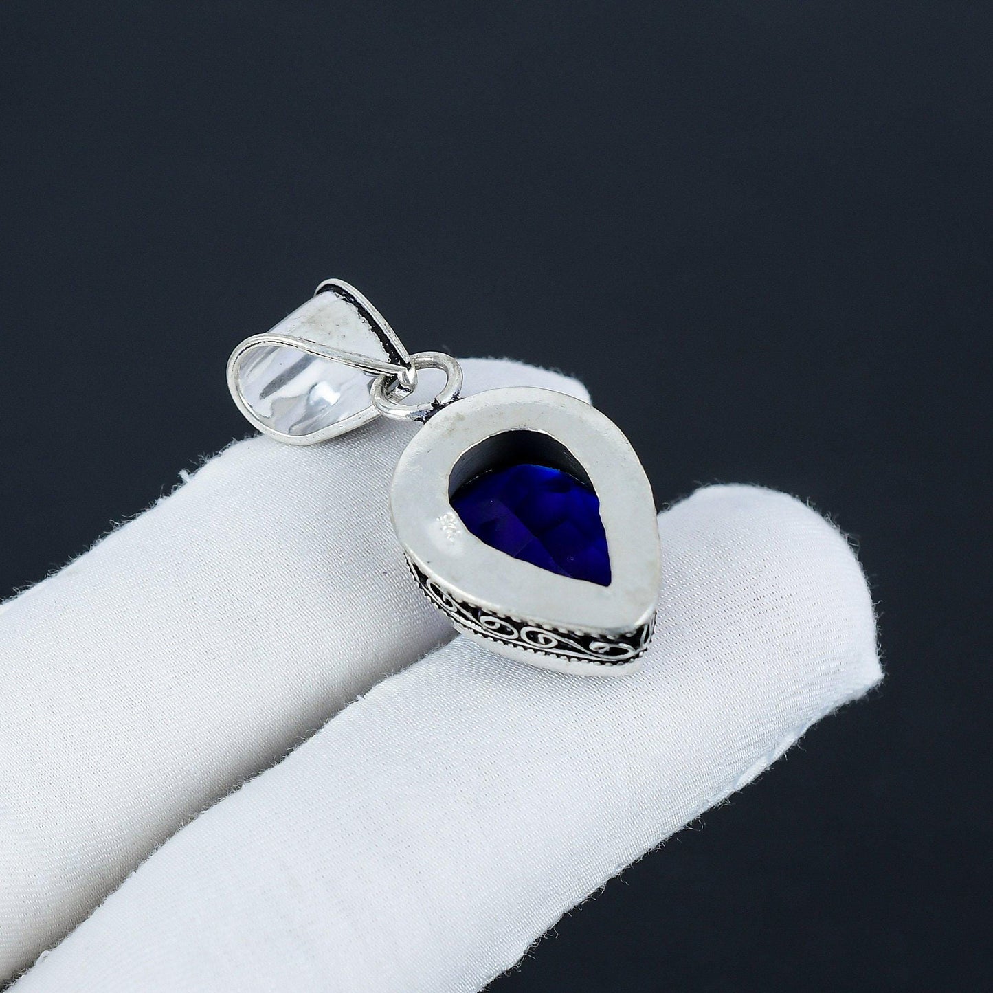 Blue Sapphire Gemstone Pendant