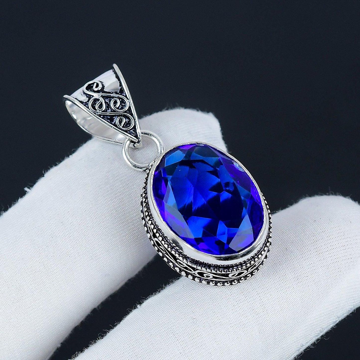 Blue Sapphire Gemstone Pendant