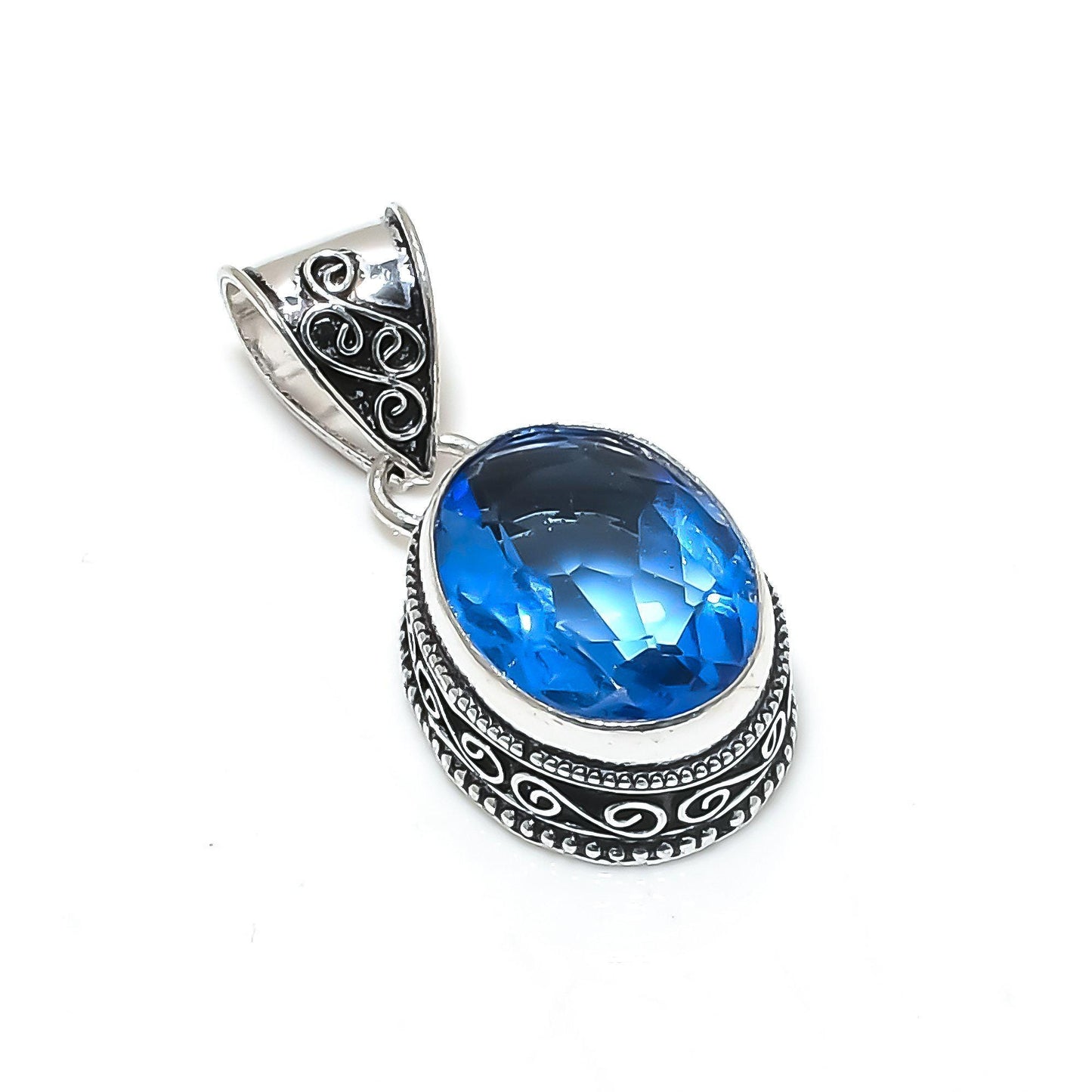 Purple Tanzanite Gemstone Pendant