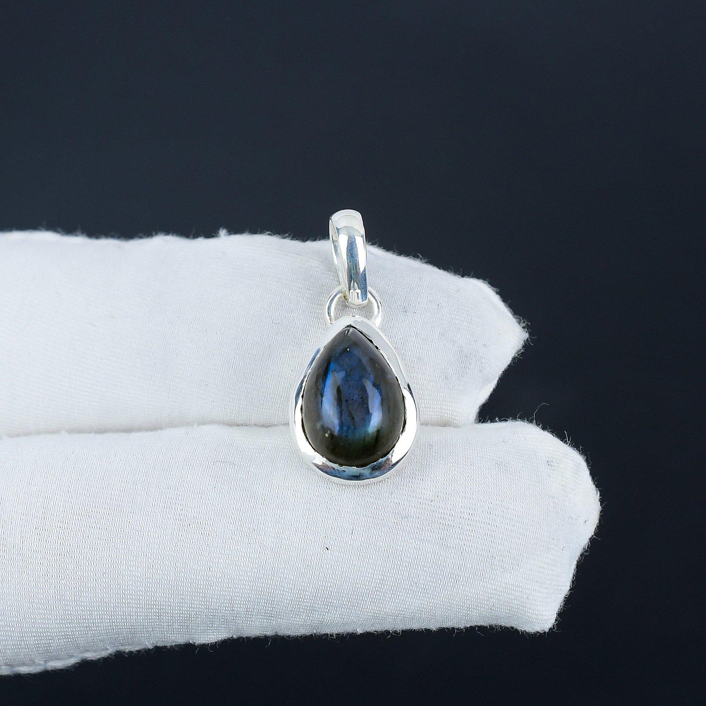 Blue Labradorite Gemstone Pendant