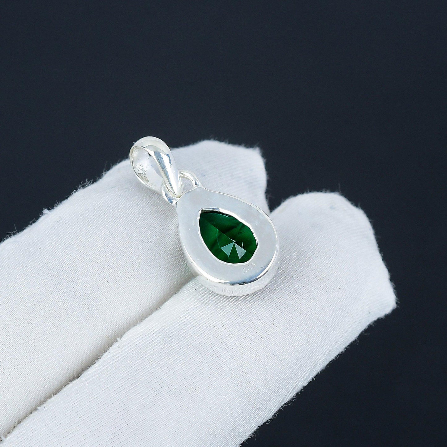 Green Chrome Diopside Gemstone Pendant