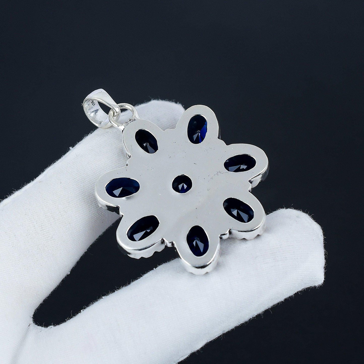 Blue Sapphire Gemstone Pendant
