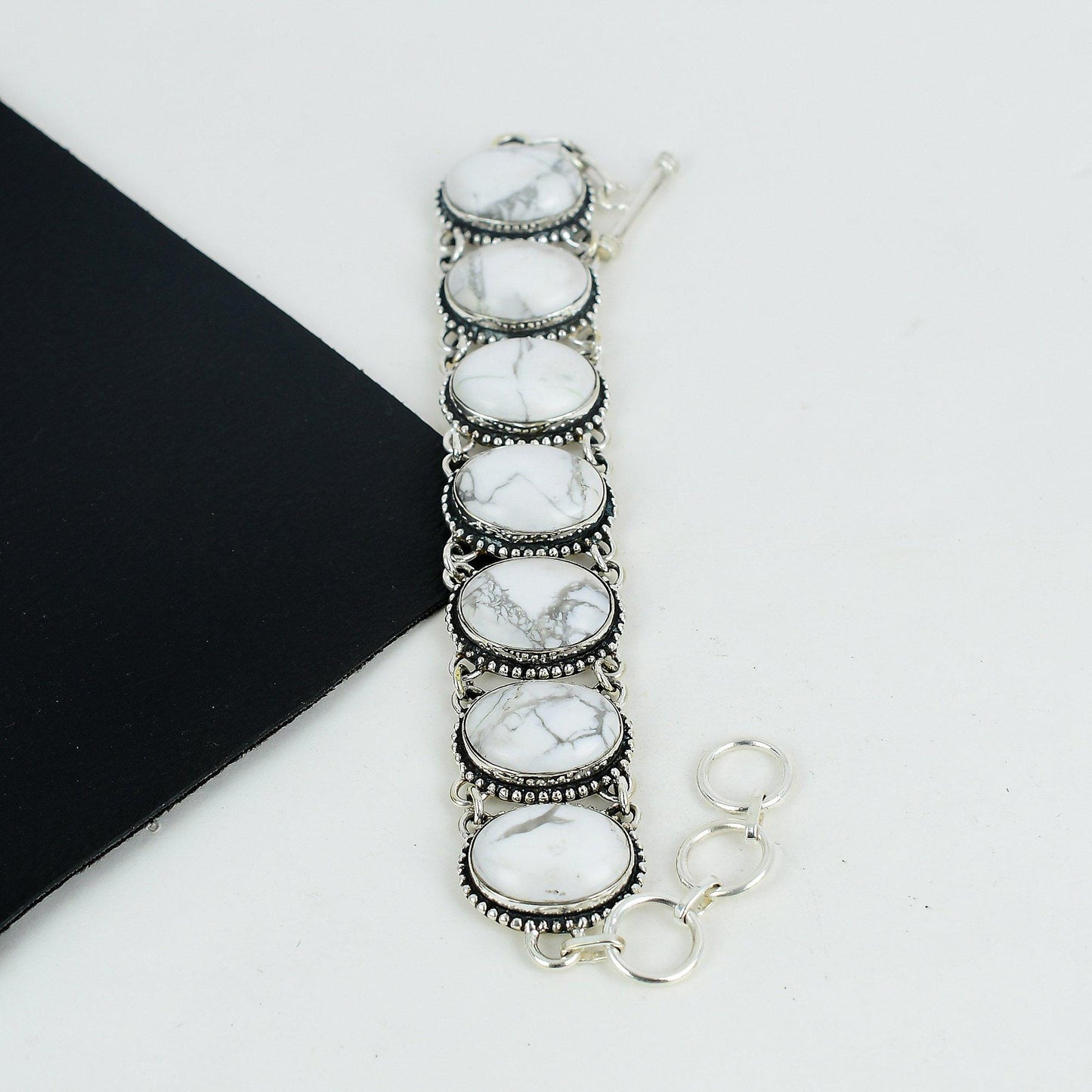 White Howlite Gemstone Bracelet