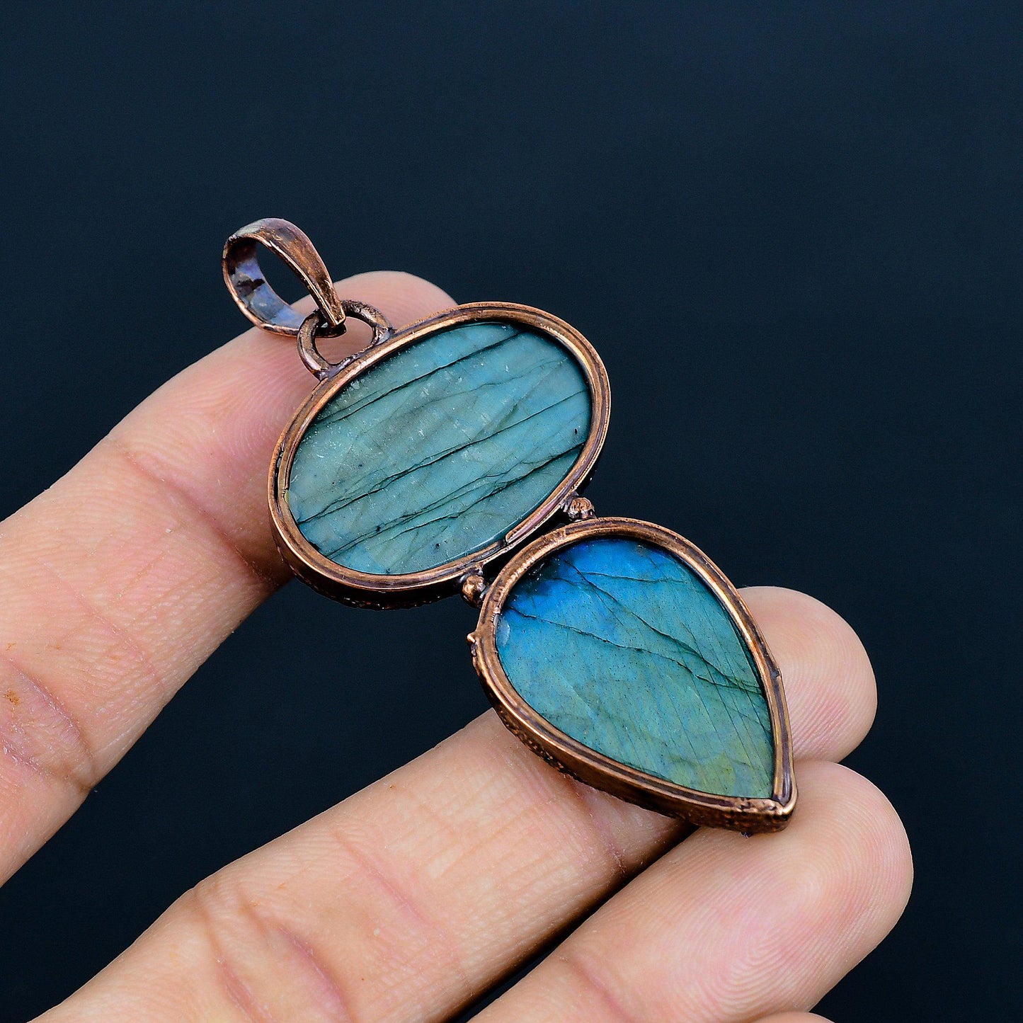 Blue Flash Labradorite Gemstone Pendant
