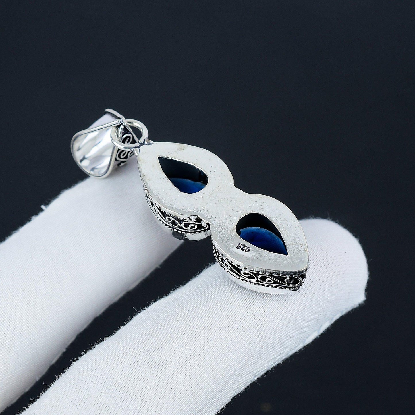 Blue Sapphire Gemstone Pendant