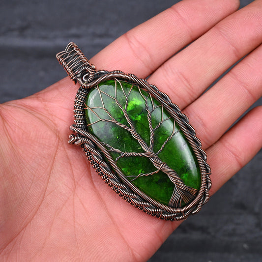 Green Labradorite Gemstone Pendant