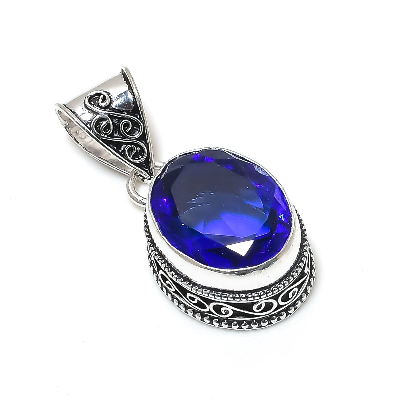 Blue Sapphire Gemstone Pendant