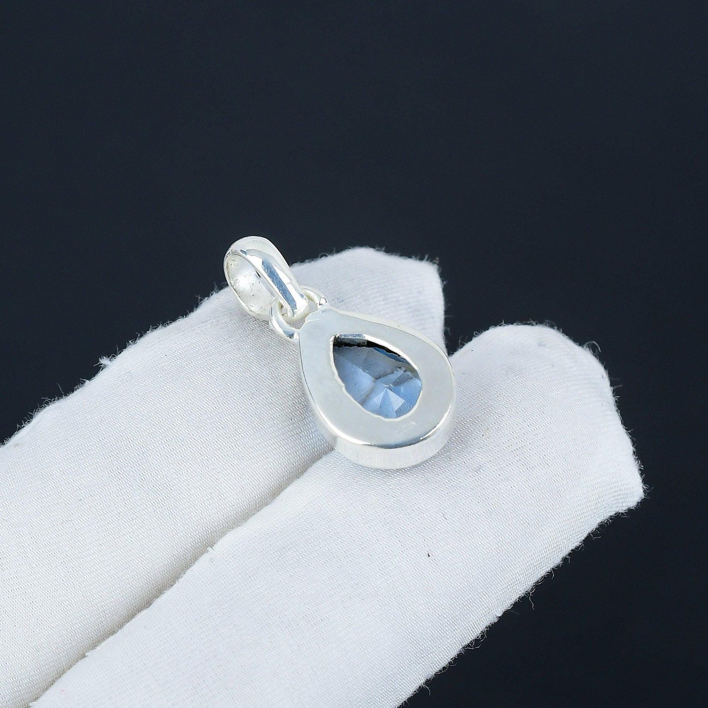 Aquamarine Blue Gemstone Pendant