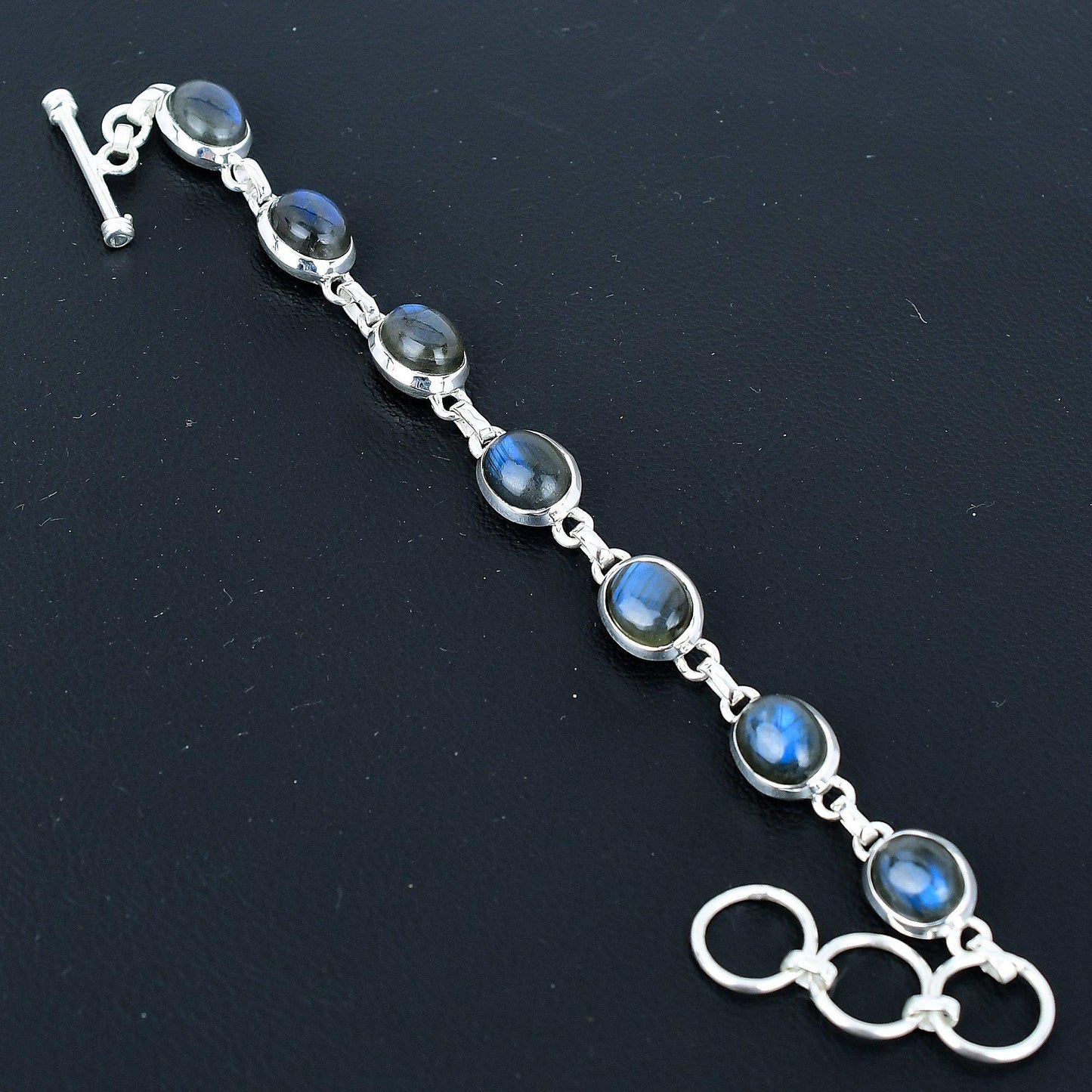 Blue-Grey Labradorite Gemstone Bracelet