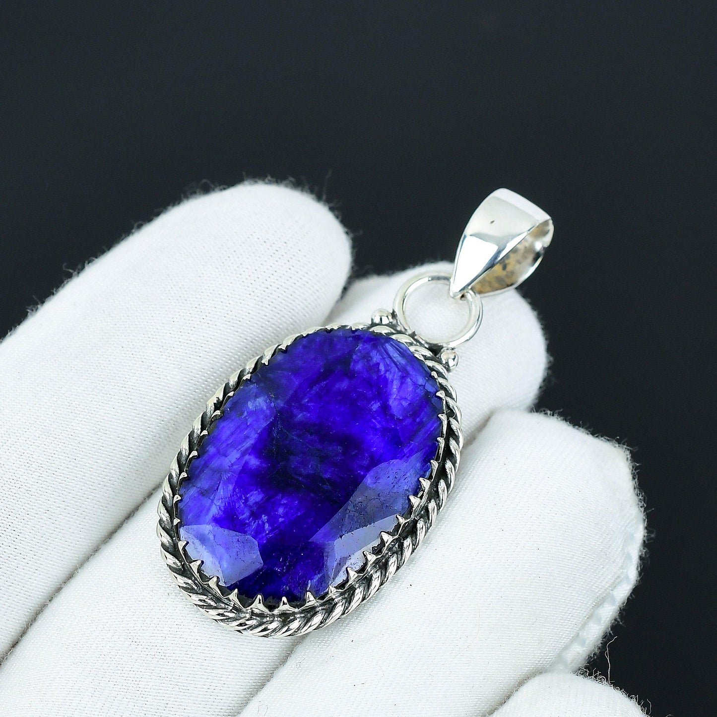 Blue Sapphire Gemstone Pendant